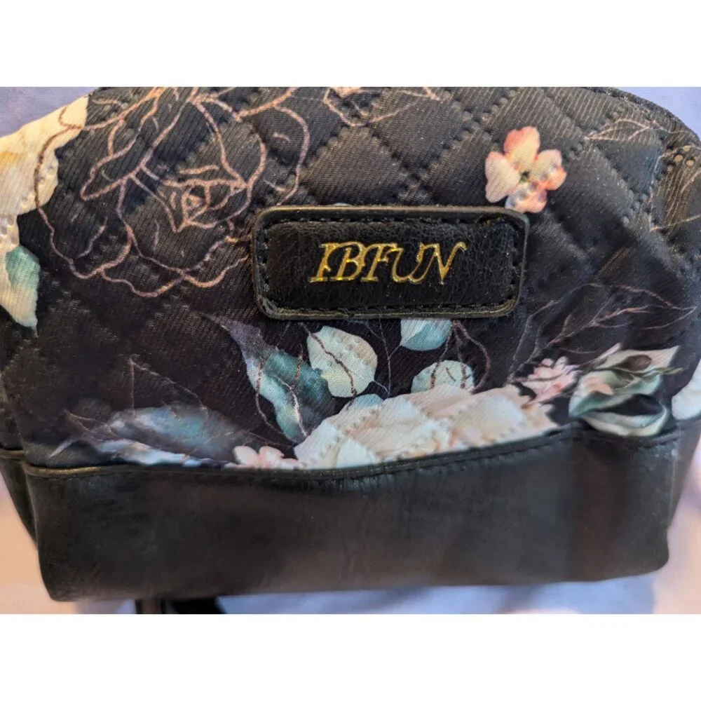 Ibfun Quilted Floral Makeup Bag With Brush Set & Mirror